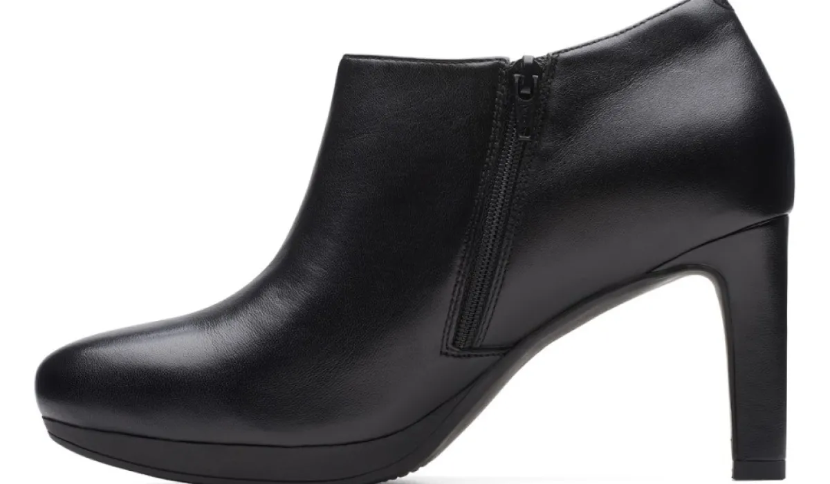 Clarks Bottes^Bottillon A La Cheville Habille Ambyr Hope Pour Femmes