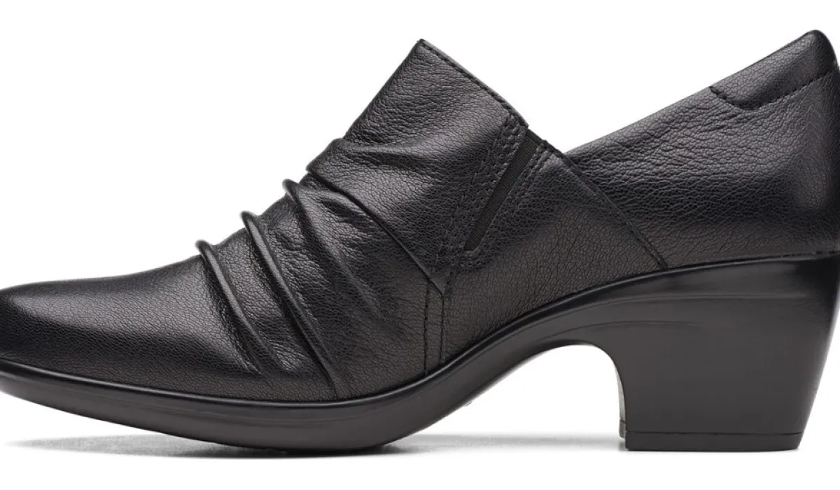 Clarks Bottes^Chaussure A Talons Fourreau Emily Cove Pour Femmes
