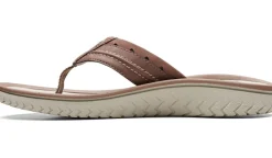 Clarks Sandales^Tong Wesley Avec Bride Roulee Entre Les Orteils Pour Hommes